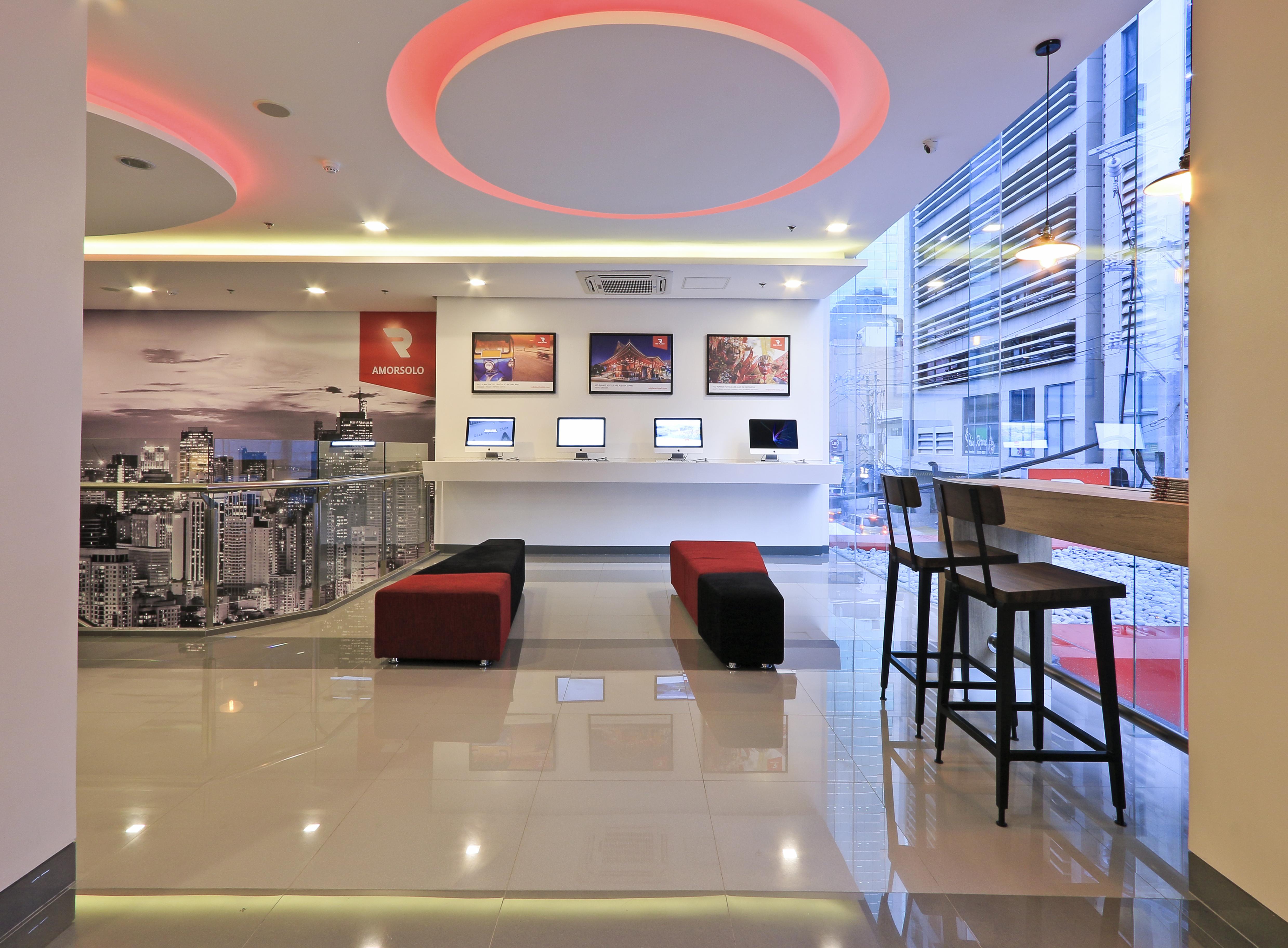 Red Planet Makati Amorsolo Makati City Dış mekan fotoğraf