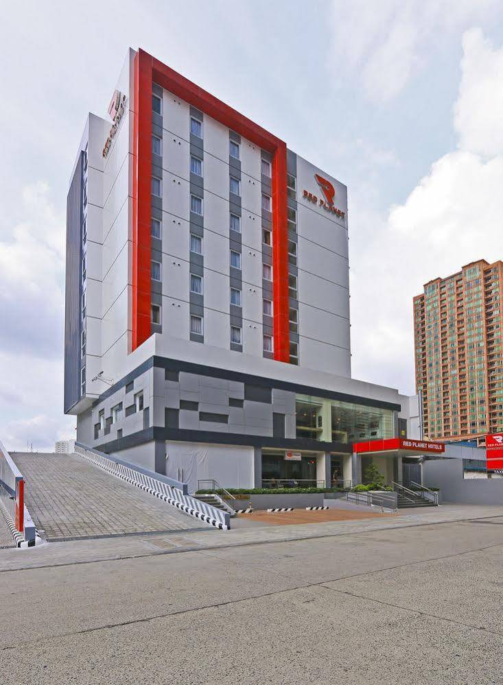 Red Planet Makati Amorsolo Makati City Dış mekan fotoğraf